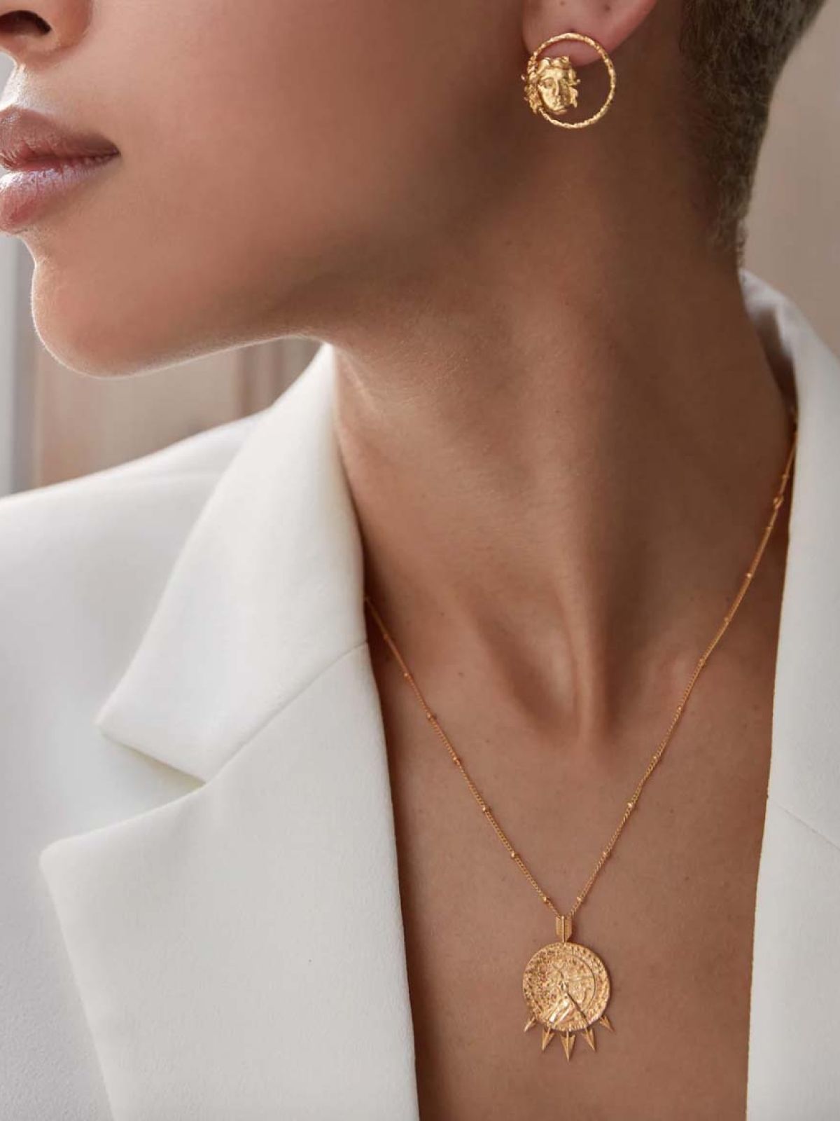 Ottoman Hands jewellery design, Artemis necklace